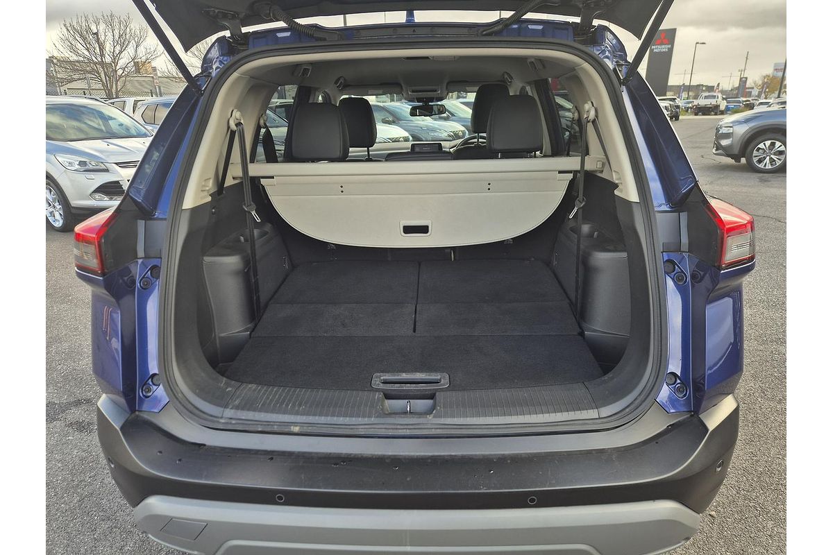 2023 Nissan X-TRAIL ST-L T33