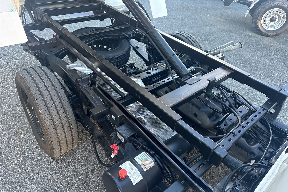 2019 Toyota Hilux Workmate TGN121R Rear Wheel Drive