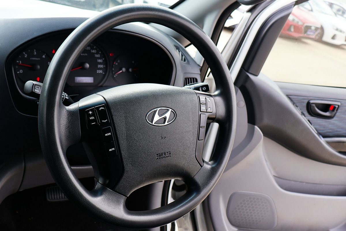 2017 Hyundai iLoad TQ3-V Series II