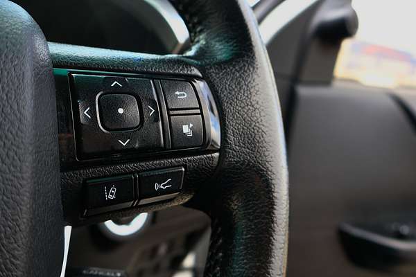 2019 Toyota Hilux SR5 GUN126R 4X4