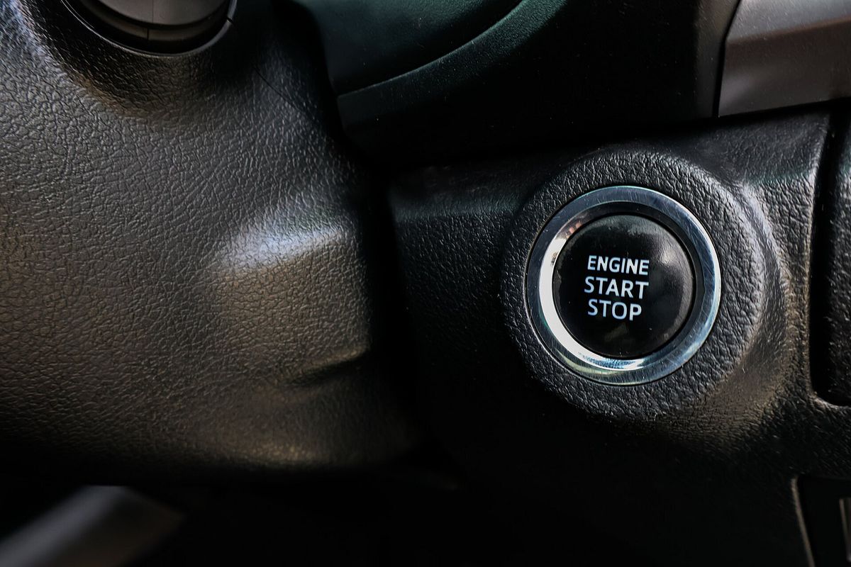 2019 Toyota Hilux SR5 GUN126R 4X4