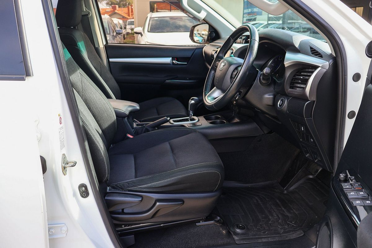 2019 Toyota Hilux SR5 GUN126R 4X4