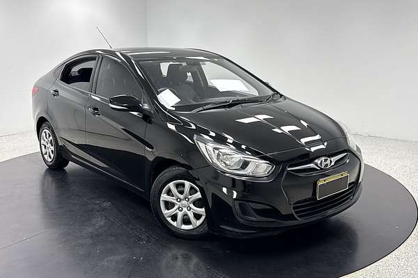 2012 Hyundai Accent Active RB