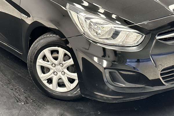 2012 Hyundai Accent Active RB