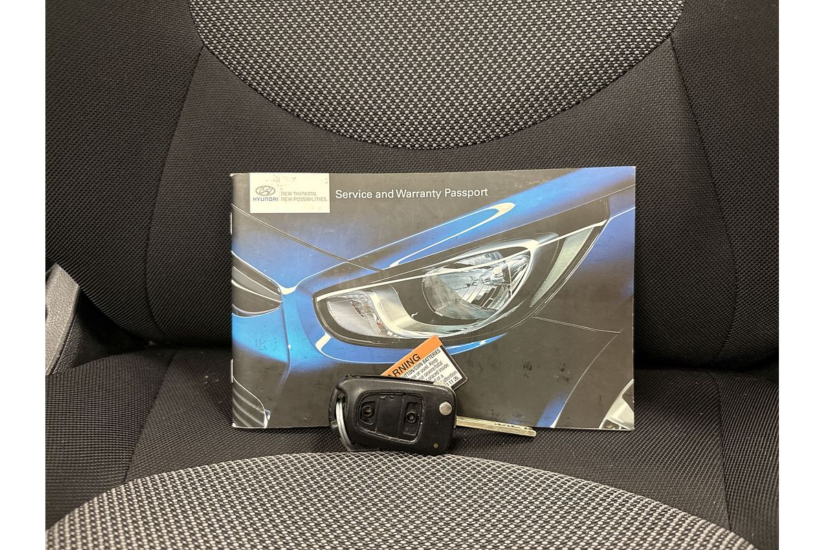 2012 Hyundai Accent Active RB