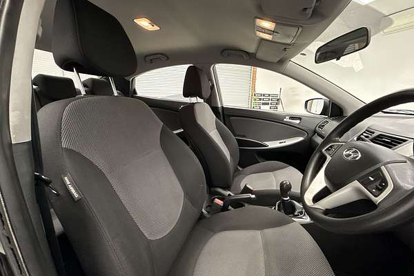 2012 Hyundai Accent Active RB