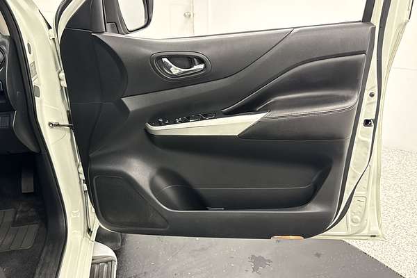 2016 Nissan Navara ST-X D23 4X4