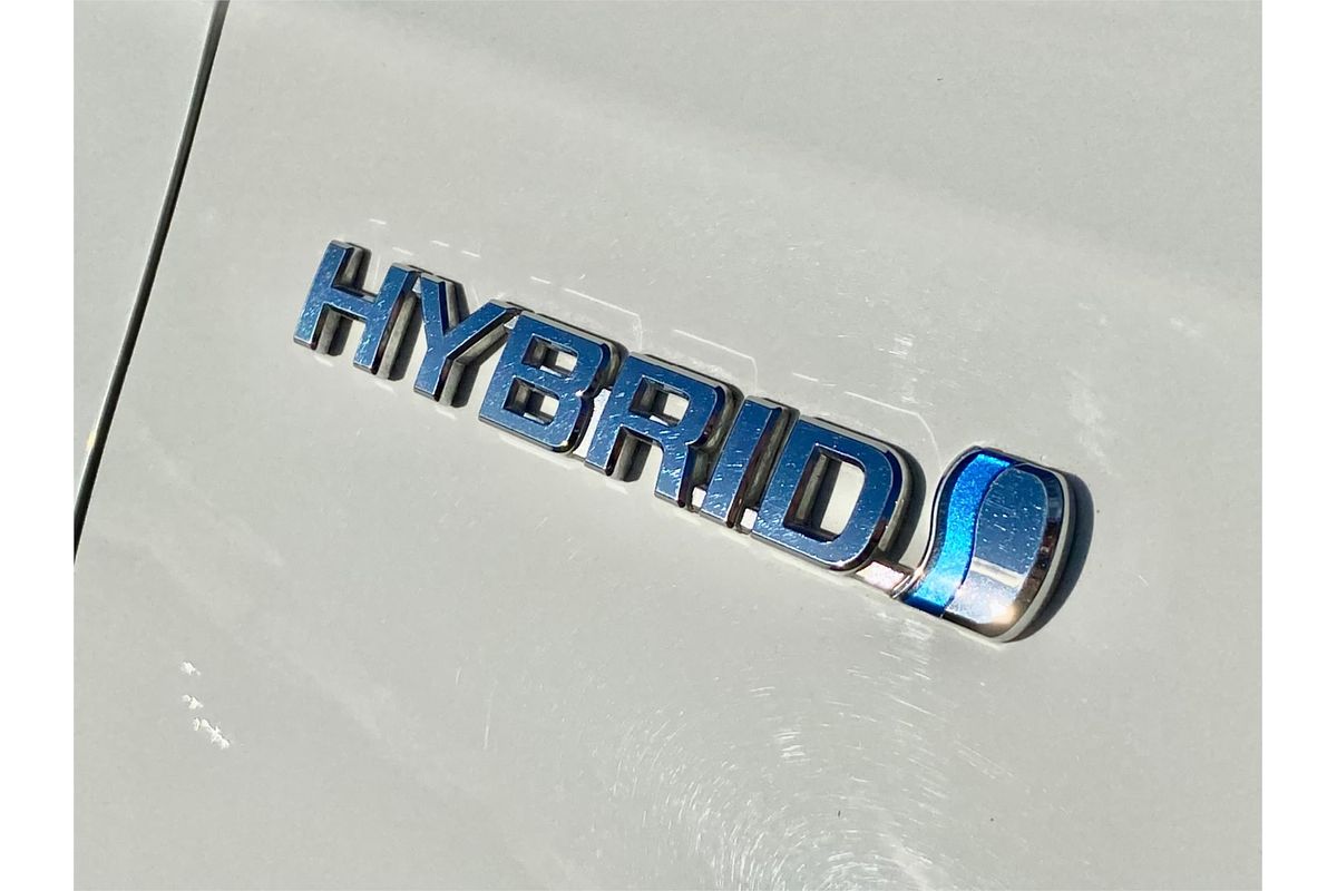2017 Toyota Camry Altise AVV50R