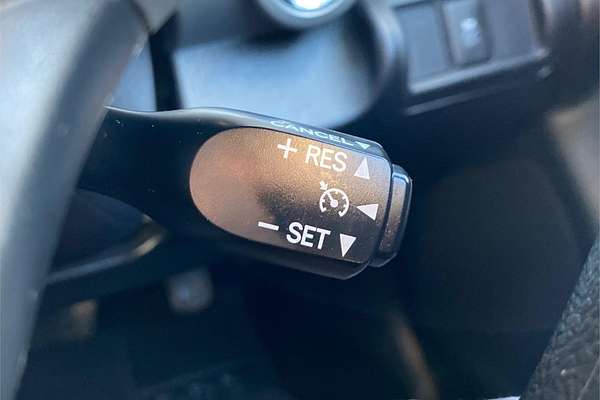 2017 Toyota Camry Altise AVV50R
