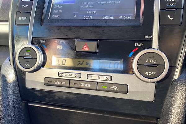 2017 Toyota Camry Altise AVV50R