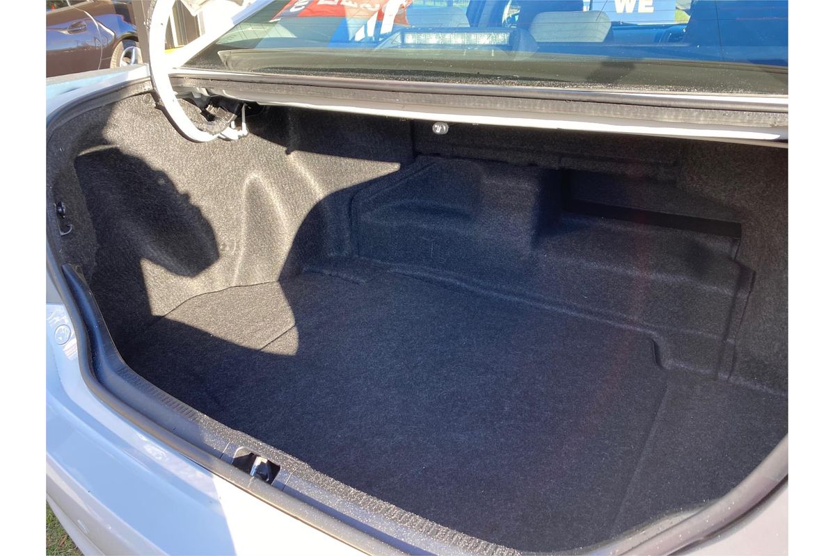 2017 Toyota Camry Altise AVV50R