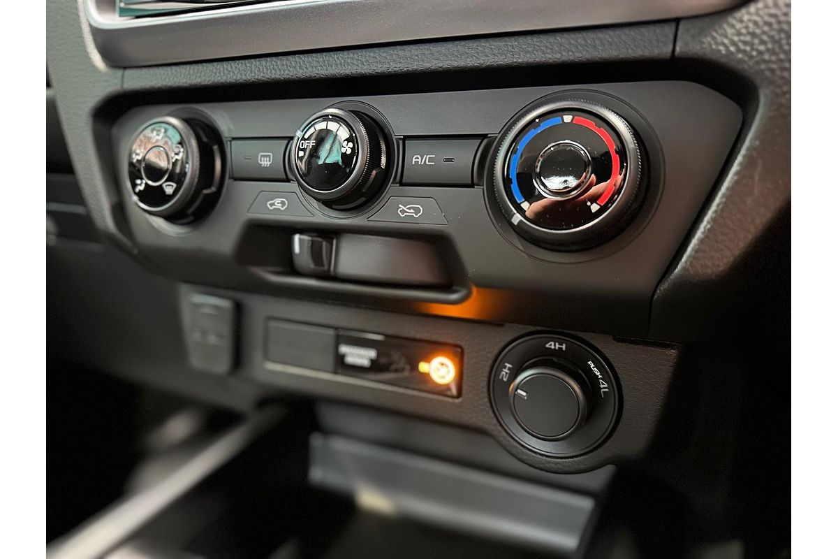 2025 Isuzu D-MAX LS-M 4X4
