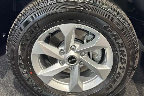 2025 Isuzu D-MAX LS-M 4X4