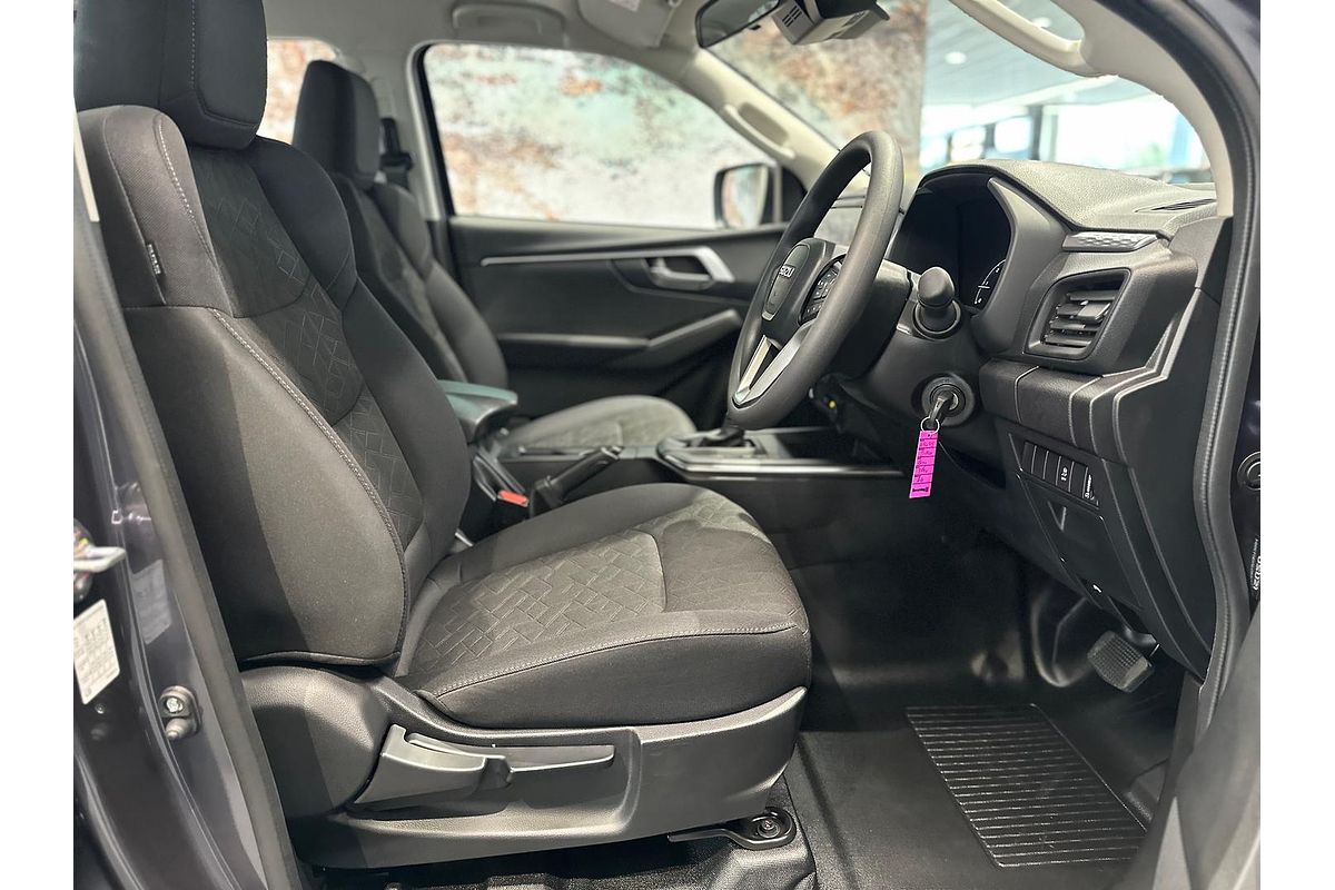 2025 Isuzu D-MAX LS-M 4X4