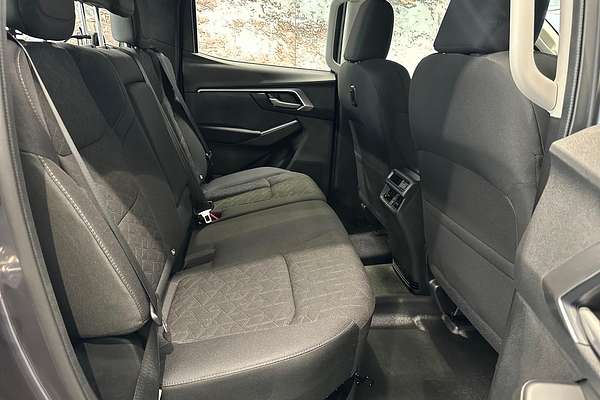 2025 Isuzu D-MAX LS-M 4X4