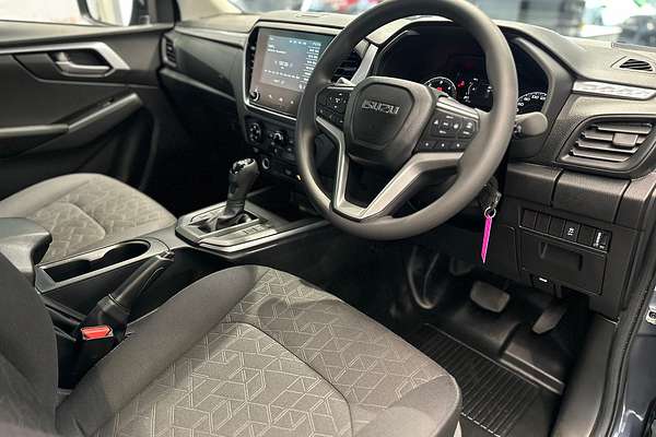 2025 Isuzu D-MAX LS-M 4X4