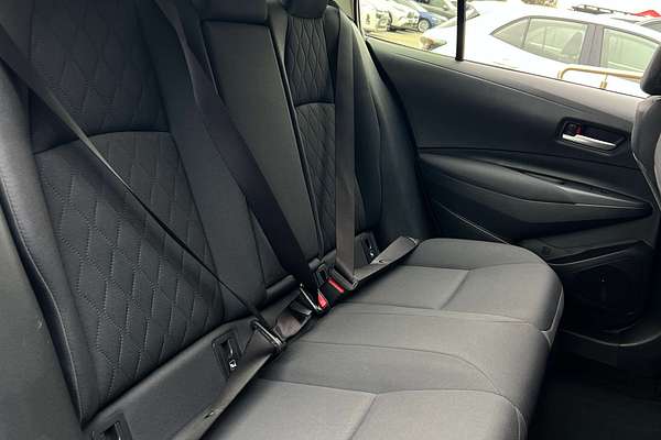 2022 Toyota Corolla Ascent Sport Hybrid ZWE211R
