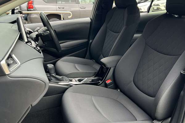 2022 Toyota Corolla Ascent Sport Hybrid ZWE211R