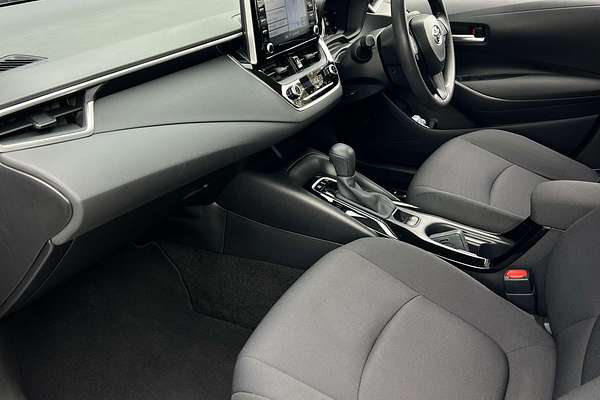 2022 Toyota Corolla Ascent Sport Hybrid ZWE211R