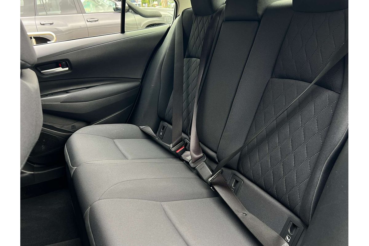 2022 Toyota Corolla Ascent Sport Hybrid ZWE211R