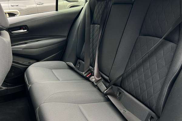 2022 Toyota Corolla Ascent Sport Hybrid ZWE211R