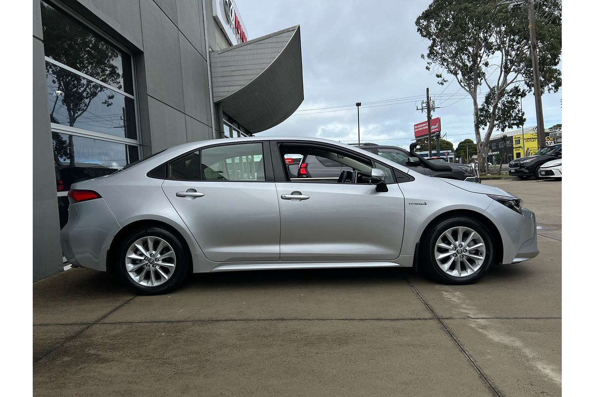 2022 Toyota Corolla Ascent Sport Hybrid ZWE211R
