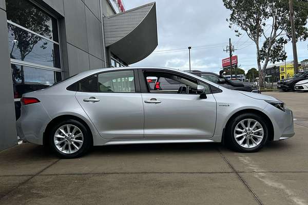 2022 Toyota Corolla Ascent Sport Hybrid ZWE211R
