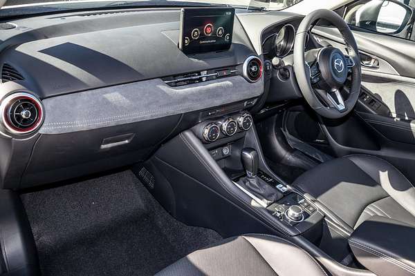 2025 Mazda CX-3 G20 Akari DK