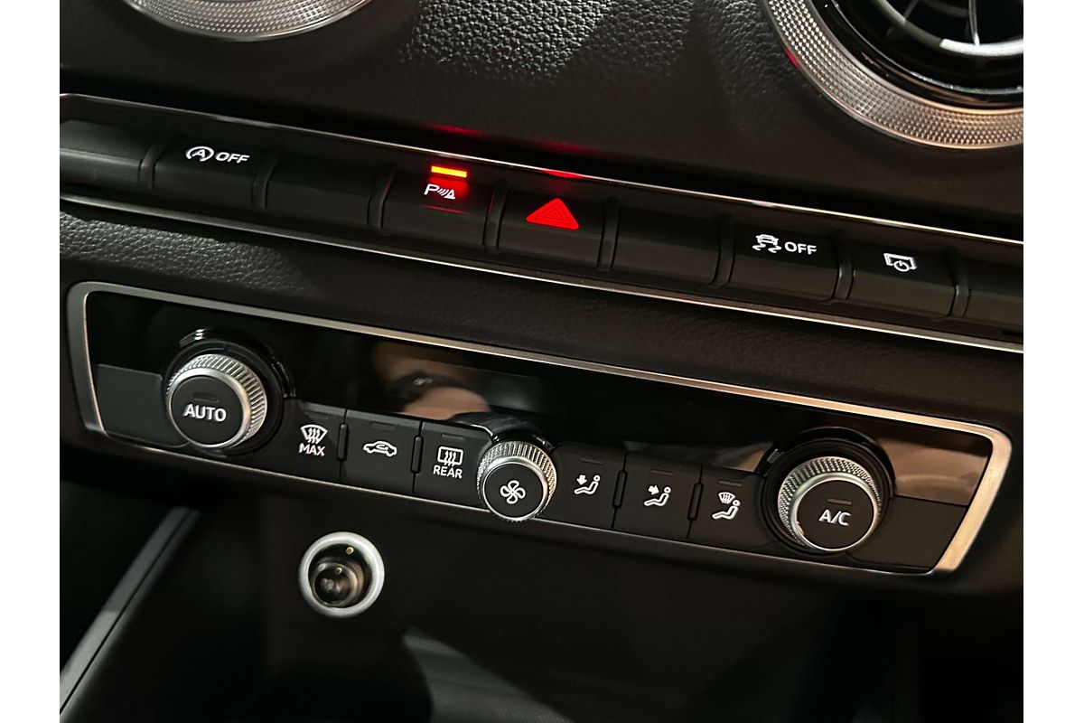 2019 Audi A3 35 TFSI S line plus 8V