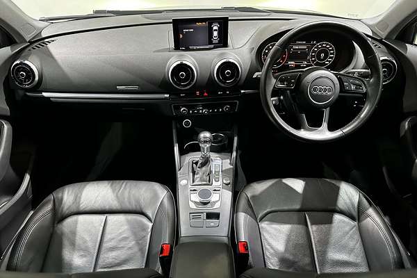 2019 Audi A3 35 TFSI S line plus 8V