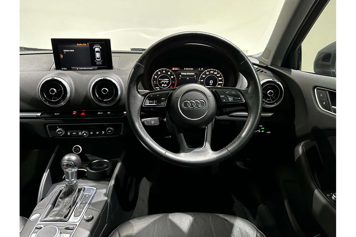 2019 Audi A3 35 TFSI S line plus 8V