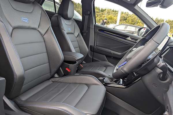 2024 Volkswagen T-Roc R D11