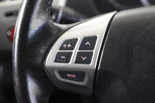 2014 Mitsubishi Triton GLX-R MN 4X4