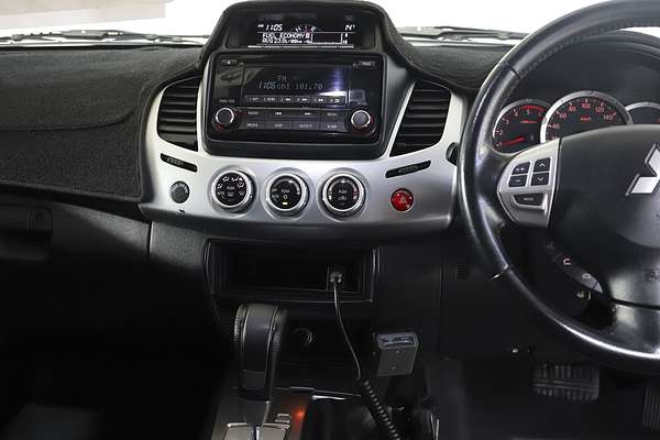 2014 Mitsubishi Triton GLX-R MN 4X4