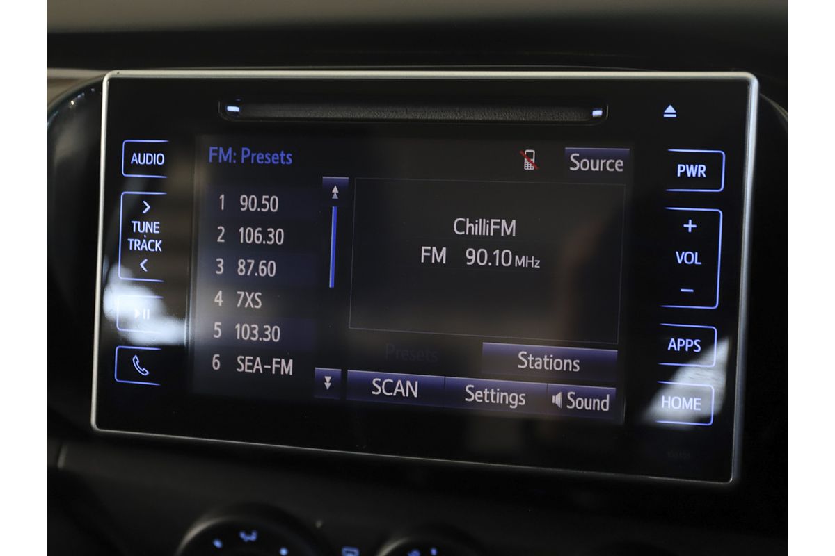 2018 Toyota Hilux SR GUN126R 4X4