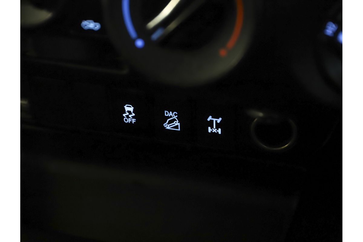 2018 Toyota Hilux SR GUN126R 4X4