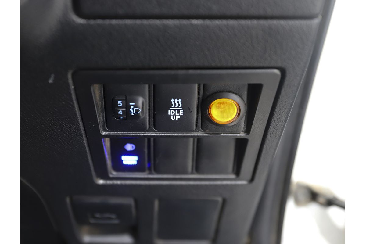 2018 Toyota Hilux SR GUN126R 4X4