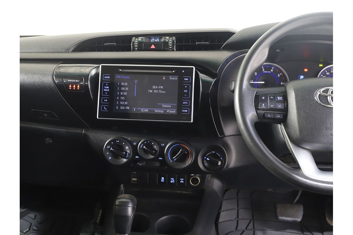 2018 Toyota Hilux SR GUN126R 4X4