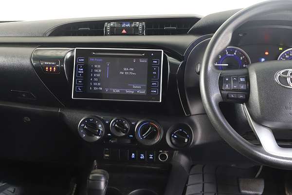 2018 Toyota Hilux SR GUN126R 4X4