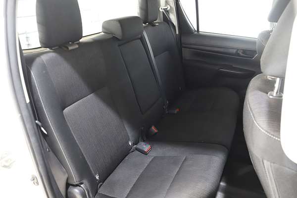 2018 Toyota Hilux SR GUN126R 4X4