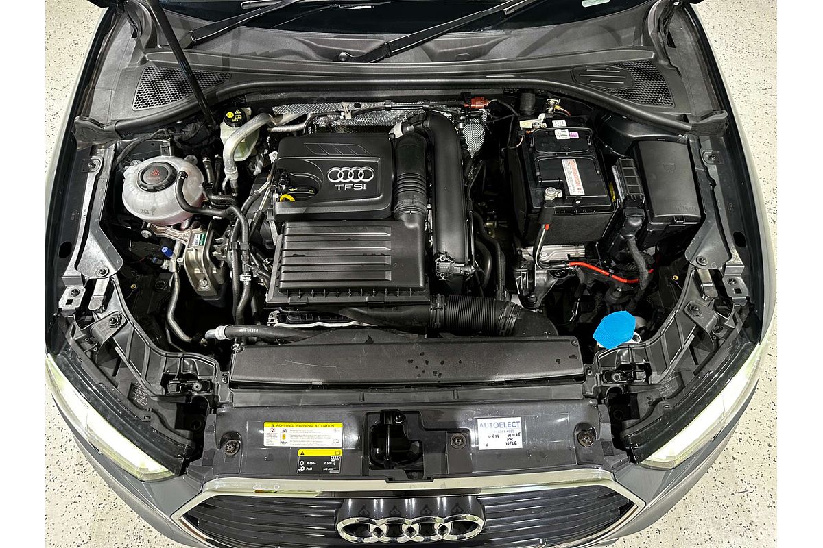 2019 Audi A3 35 TFSI S line plus 8V