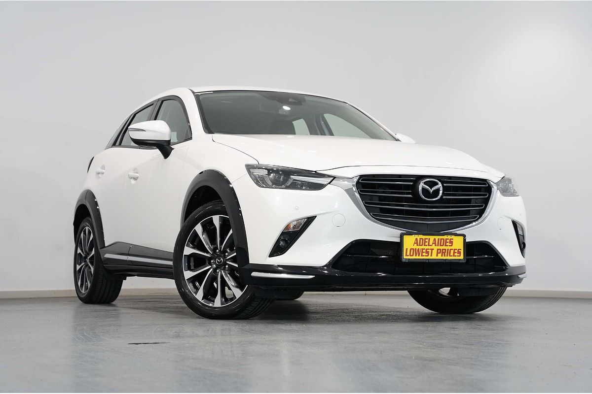 2023 Mazda CX-3 sTouring DK