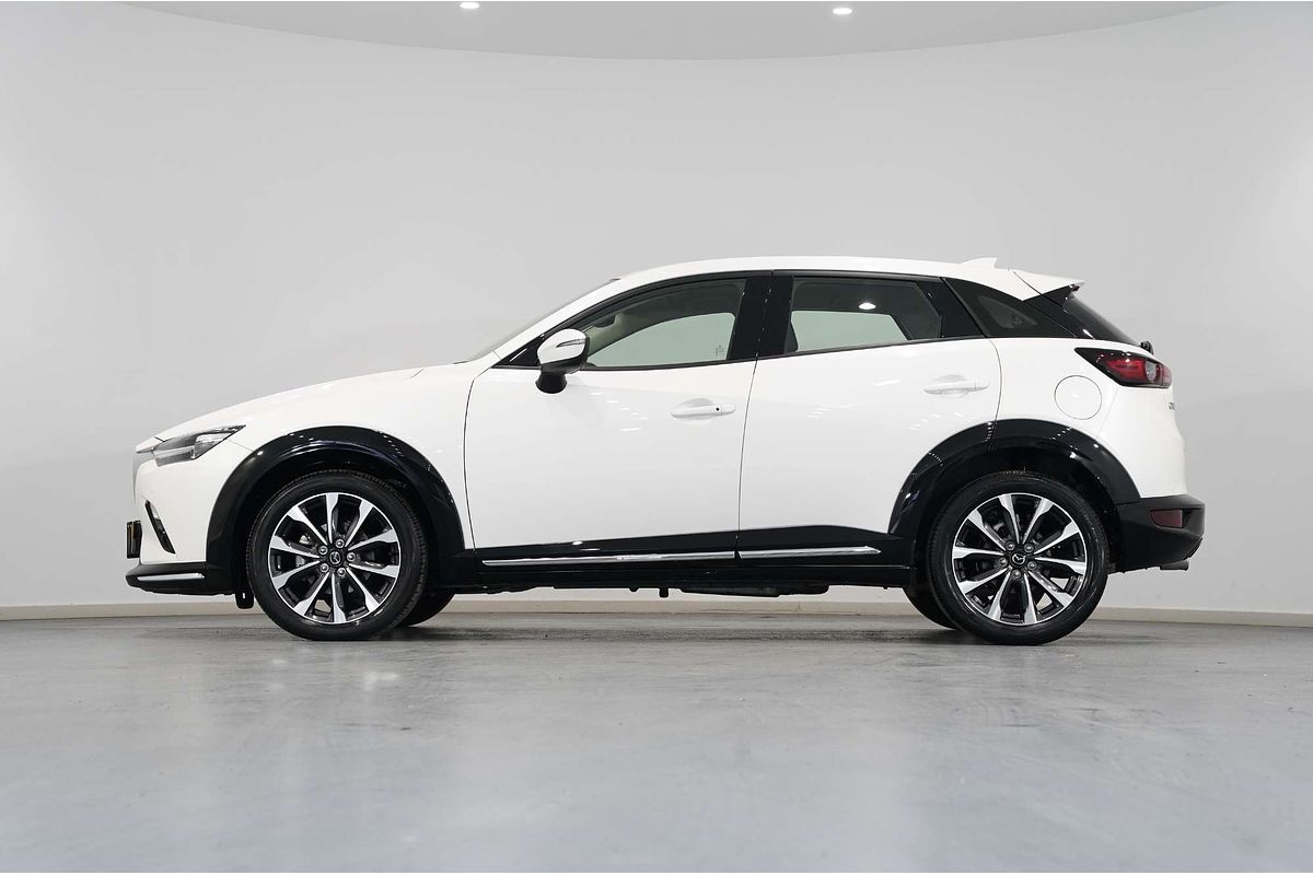 2023 Mazda CX-3 sTouring DK
