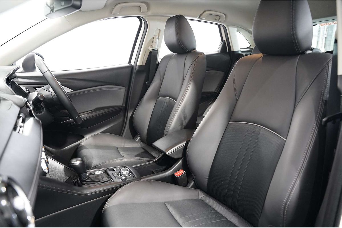 2023 Mazda CX-3 sTouring DK
