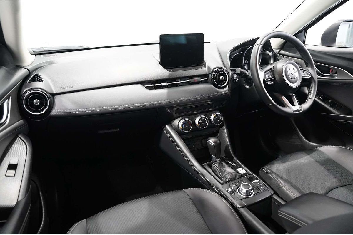 2023 Mazda CX-3 sTouring DK