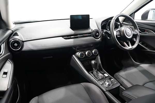 2023 Mazda CX-3 sTouring DK
