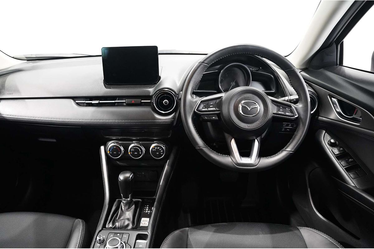 2023 Mazda CX-3 sTouring DK