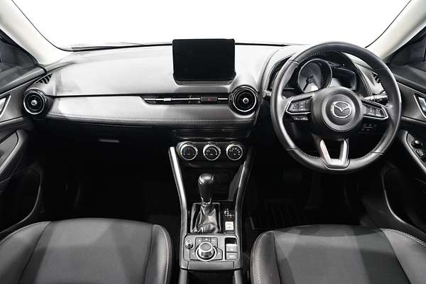 2023 Mazda CX-3 sTouring DK