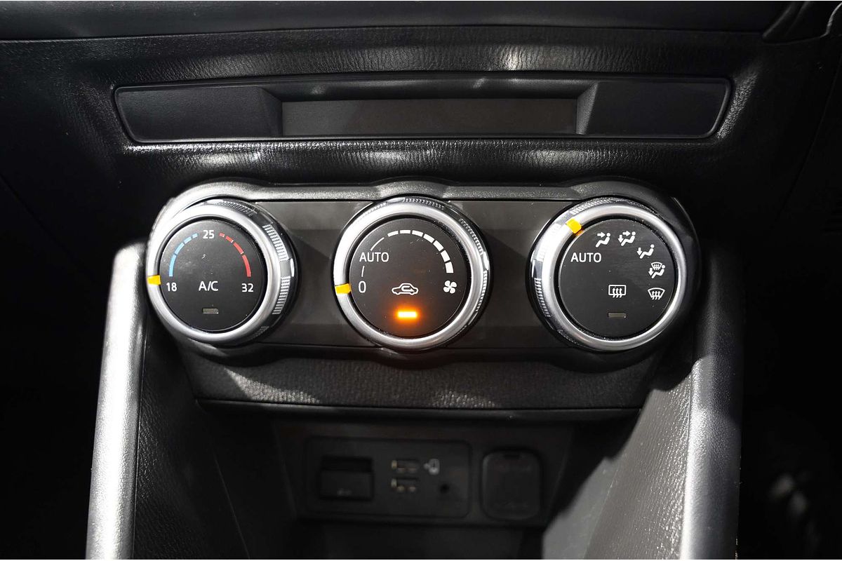 2023 Mazda CX-3 sTouring DK