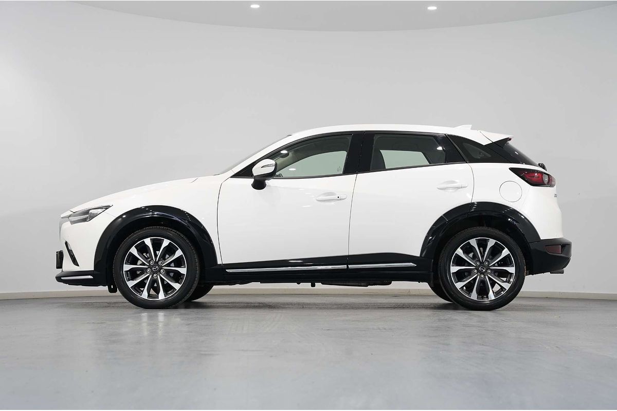 2023 Mazda CX-3 sTouring DK